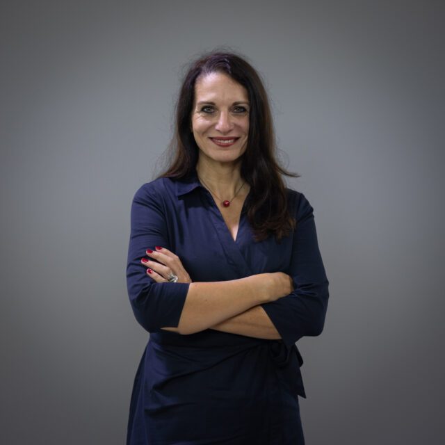 nina-montel-teambild