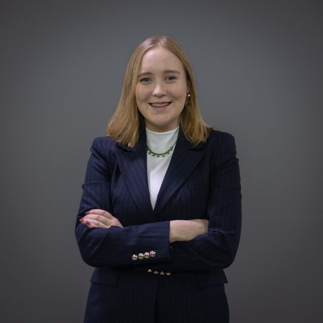 laura-bayer-teambild